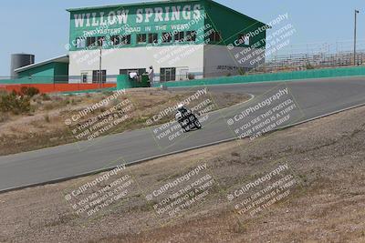 media/Apr-20-2025-AHRMA (Sun) [[393a79c373]]/Race/Group 4/Turn 4b/